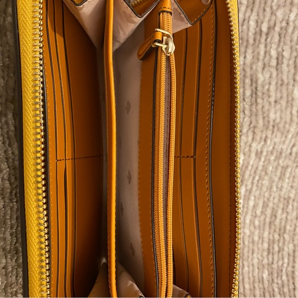 Kate Spade Link Wallet Continental - Picture 6 of 6